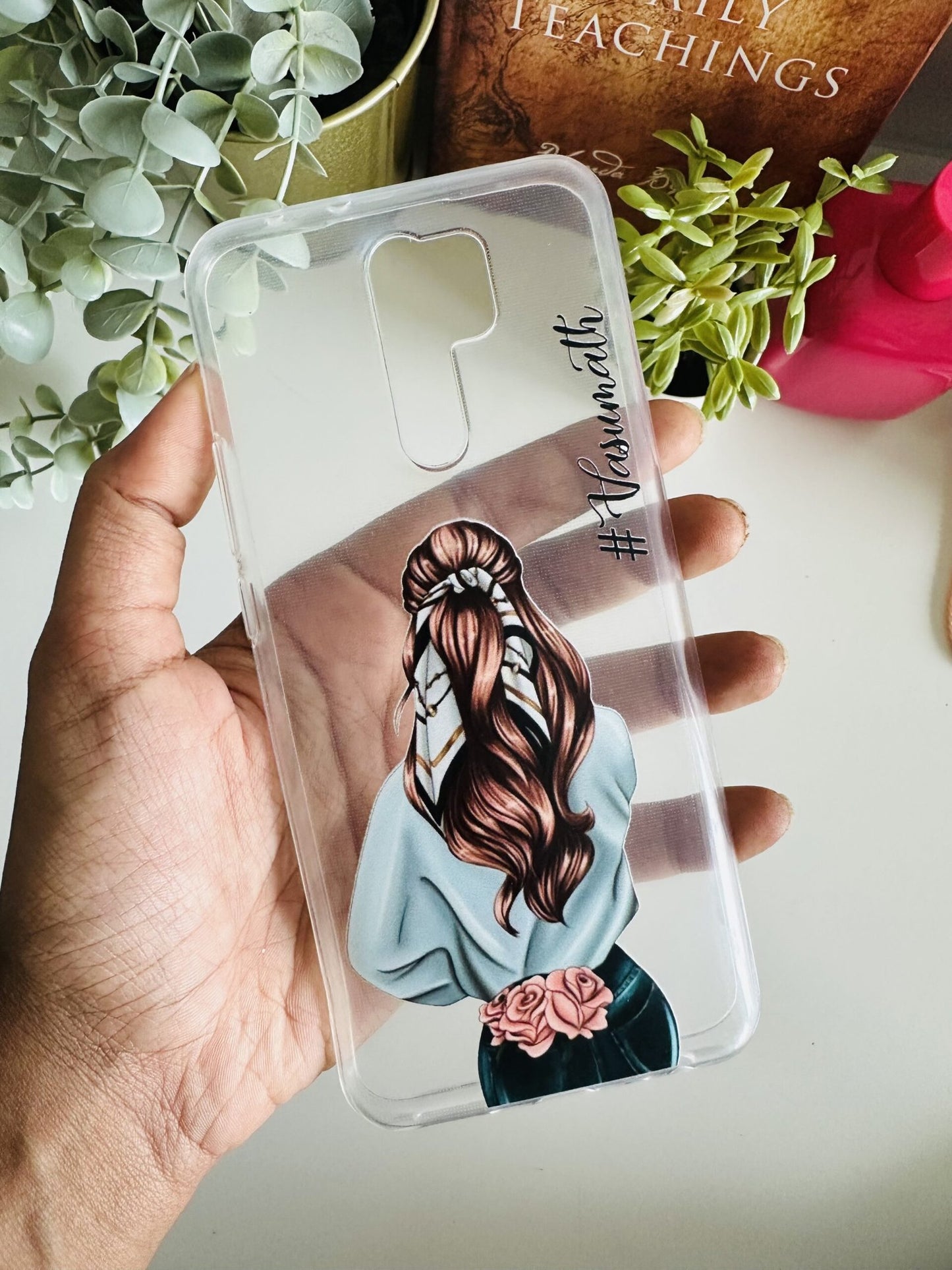 Scarf illustartion girl case