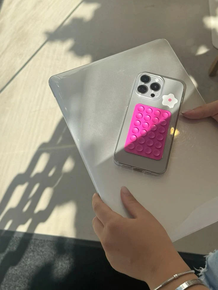 Silicon suction phone case mount