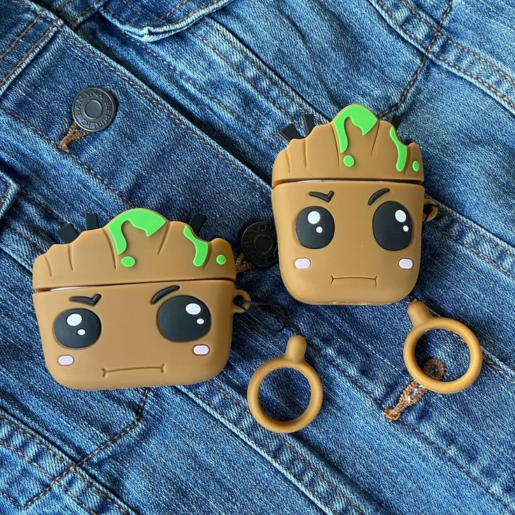 Groot cute Airpods case