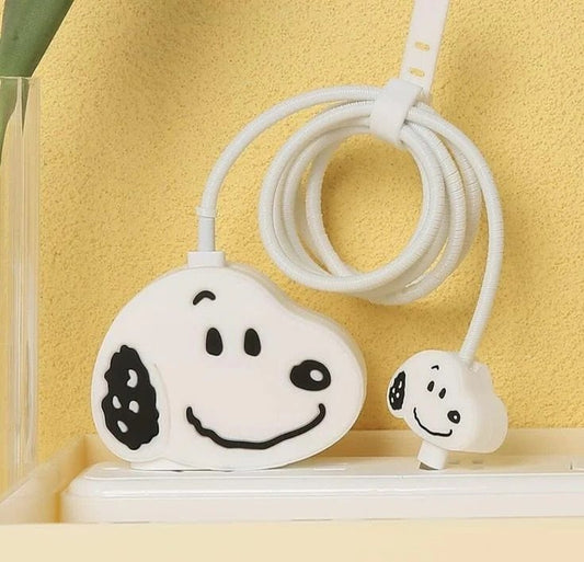 Snoopy cute  iphone cable charge protector case