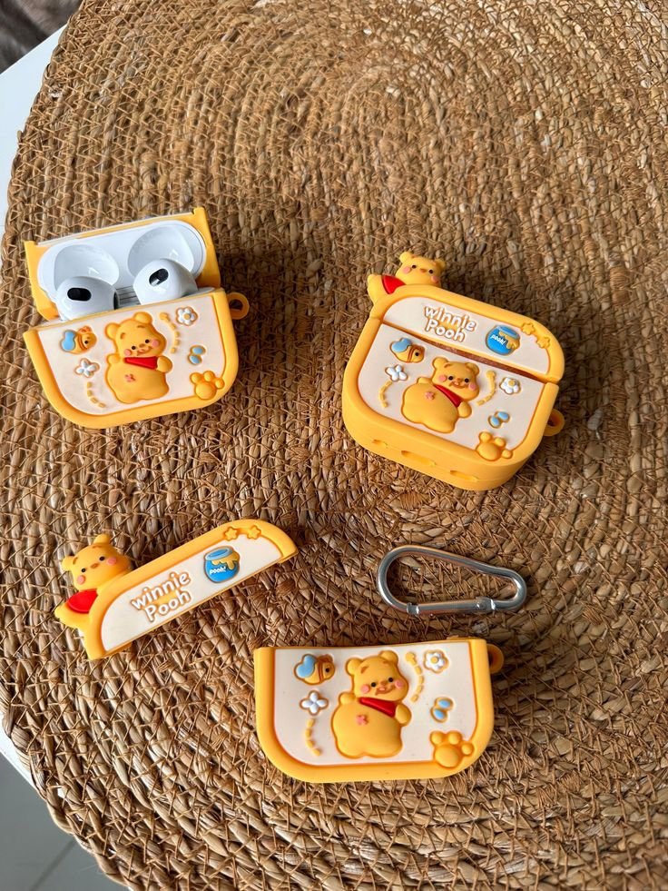 Winnie the Pooh Airpod case