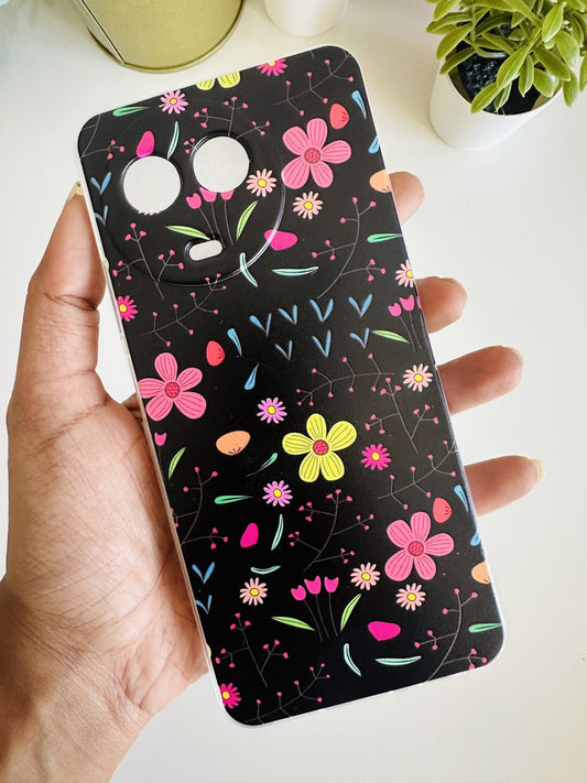 Tiny black floral case