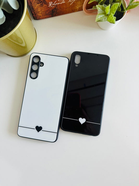 Black and white heart case